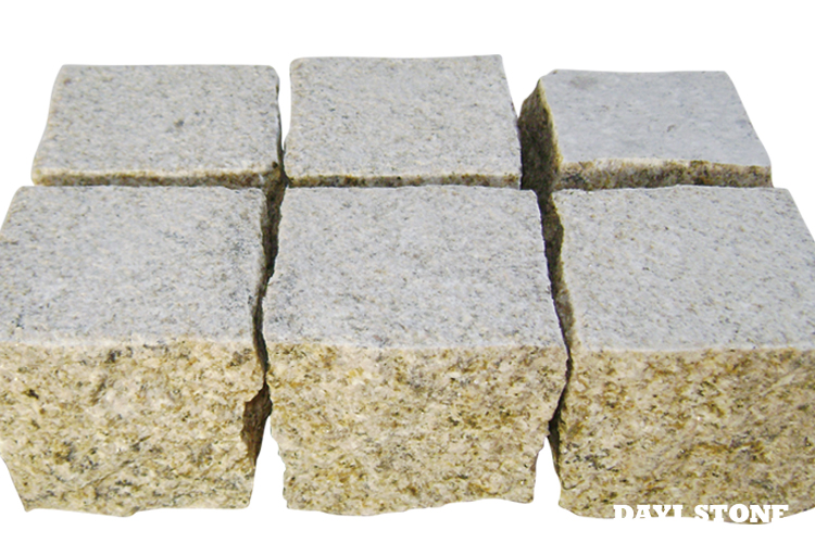 Cubes Yellow Granite G682 Top bushhammered sides natural split bottom swan 10x10x10cm - Dayi Stone